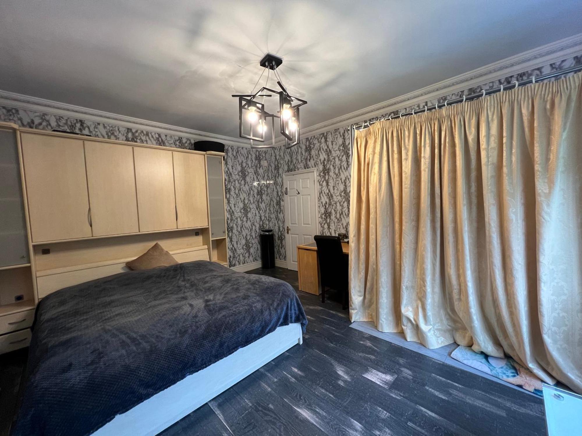 The Caduceus- Residence Чертси Экстерьер фото